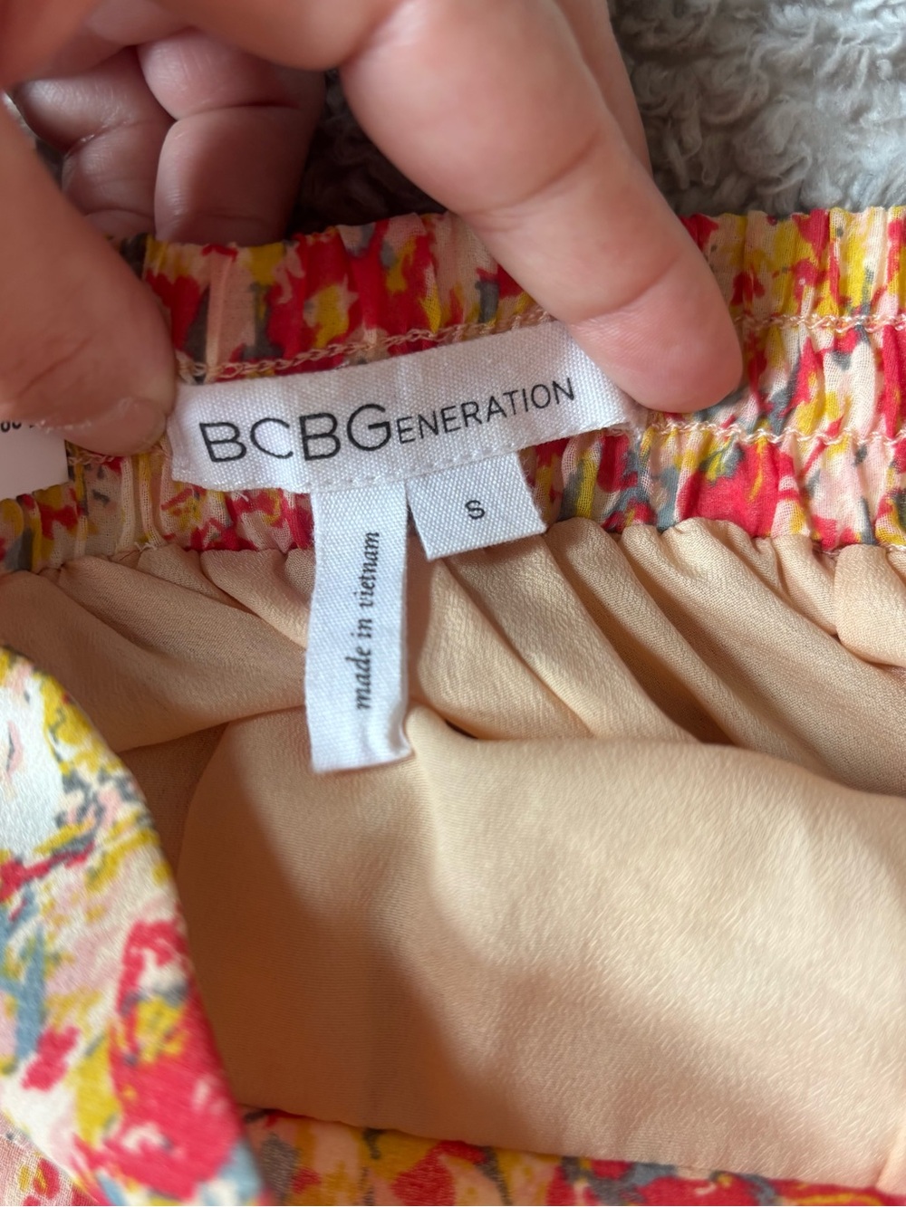 BCBGeneration Guava Multi Ruffle Shorts Small - Picture 6 of 6